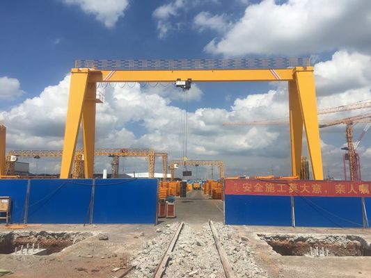 Suwnica bramowa jednodźwigarowa w stylu europejskim 1 - 500 ton FEM DIN BS Standard