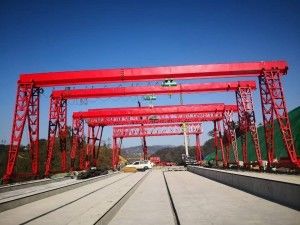 Naprawiono do 300 ton typu MH z pojedynczym dźwigarem suwnicy bramowej typu kratownicowego