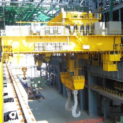 Dwudźwigarowa obsługa kadzi Stalownia Żuraw Heavy Duty 10 ~ 20m Podnoszenie