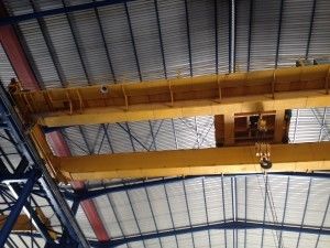 Dźwig pomostowy z podwójnym dźwigarem ISO 100 ton 30 ton Żuraw mostowy antykorozyjny