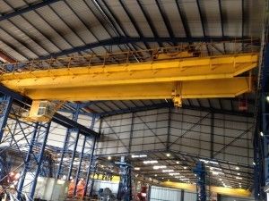 Indywidualny projekt Suwnica dwudźwigarowa suwnica 20 ton Rozpiętość 10M