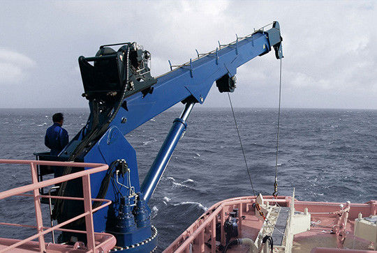 1 - 30T Elektryczny żuraw morski z wysięgnikiem Q235B Yacht Deck Crane