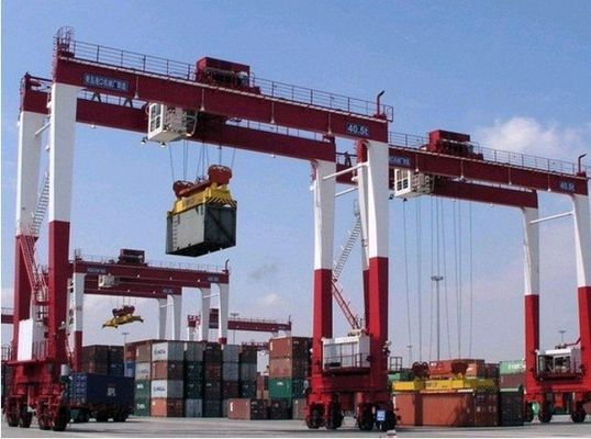 Suwnice bramowe 40t RTG z oponami gumowymi Suwnica bramowa kontenerowa na nabrzeżu