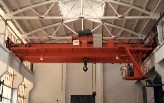 Rozpiętość 7,5 m-31,5 m Dwudźwigarowa suwnica pomostowa 10 ton Żuraw mostowy typu QD