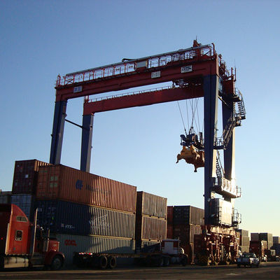 Suwnica bramowa do ciężkich ładunków 50 ton RTG Bezprzewodowy pilot zdalnego sterowania